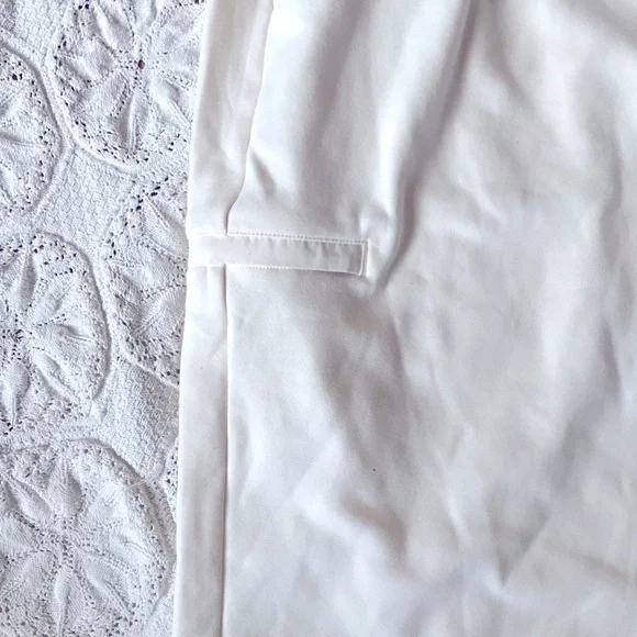 NWT Athleta wide leg sweatpants cropped white cream XL triumph hybrid capris - Picture 5 of 16